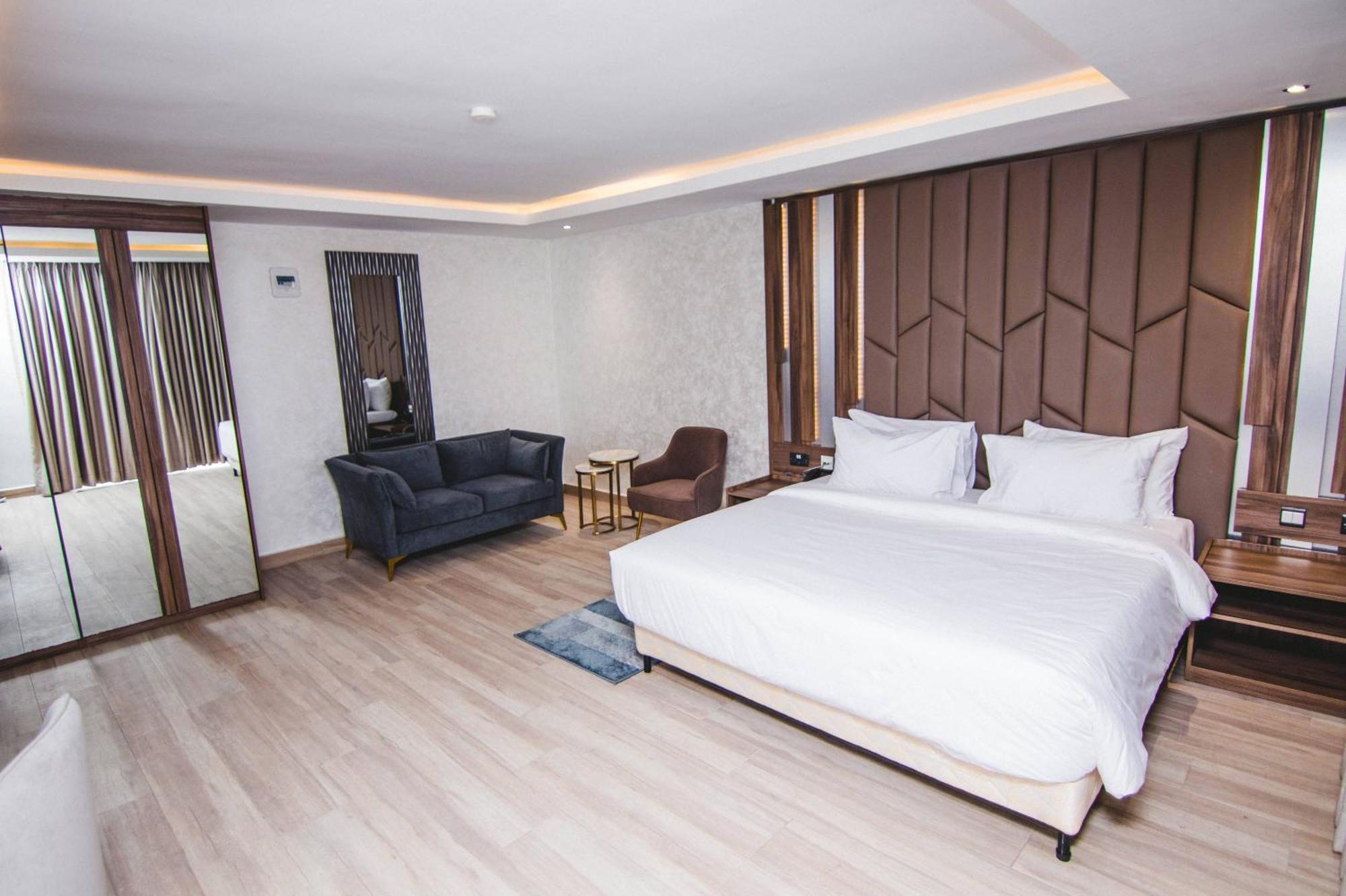 The Safron Hotel Lagos Eksteriør billede